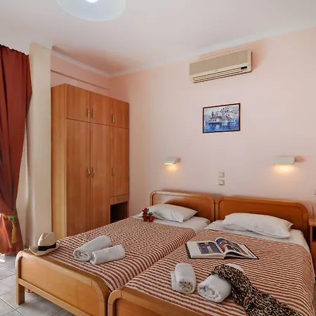 Lido Sofia Holidays מלון דירות