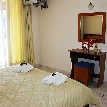 Lido Sofia Holidays 3* אגיוס גורדיוס
